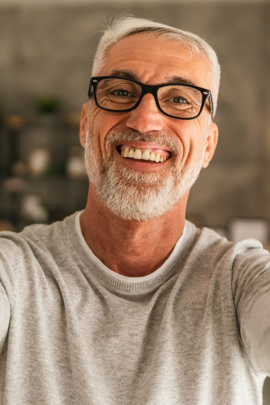 Single-tooth dental implants